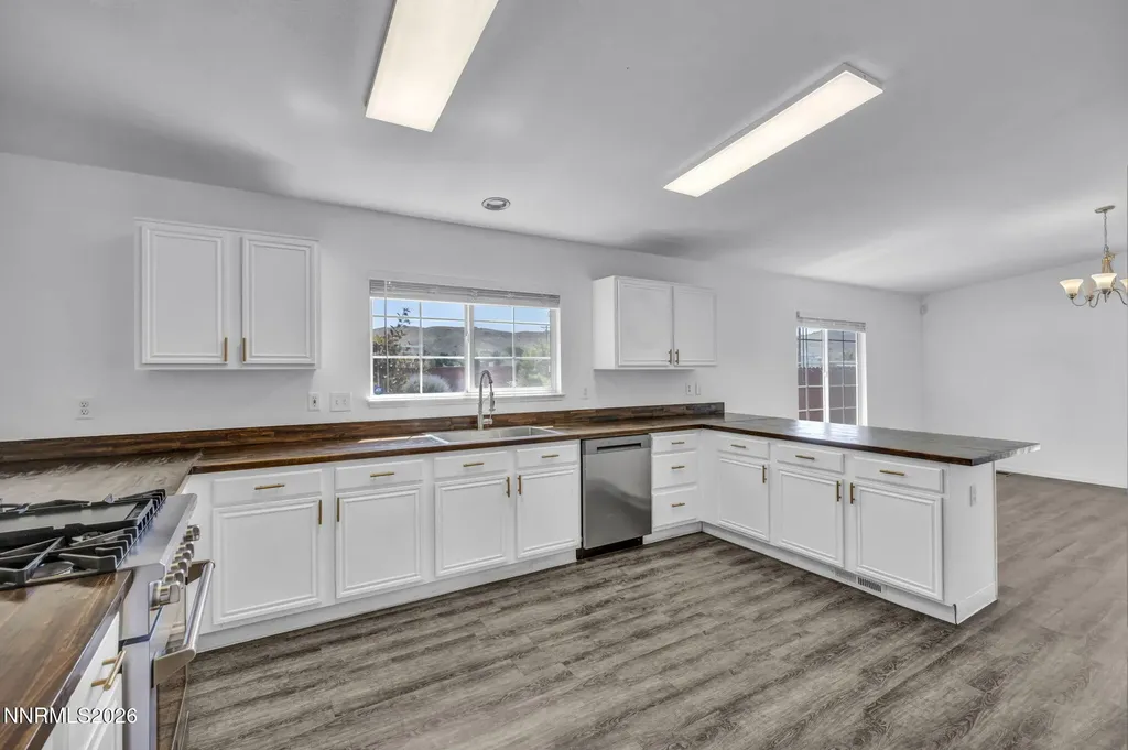 17704 Georgetown Reno NV 89508