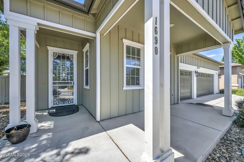 1690 Emerald Bay Reno NV 89521
