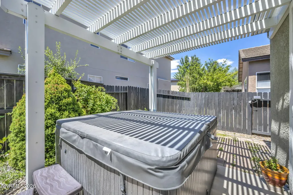 1690 Emerald Bay Reno NV 89521