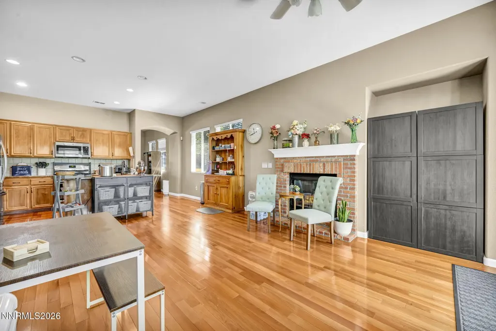 1690 Emerald Bay Reno NV 89521