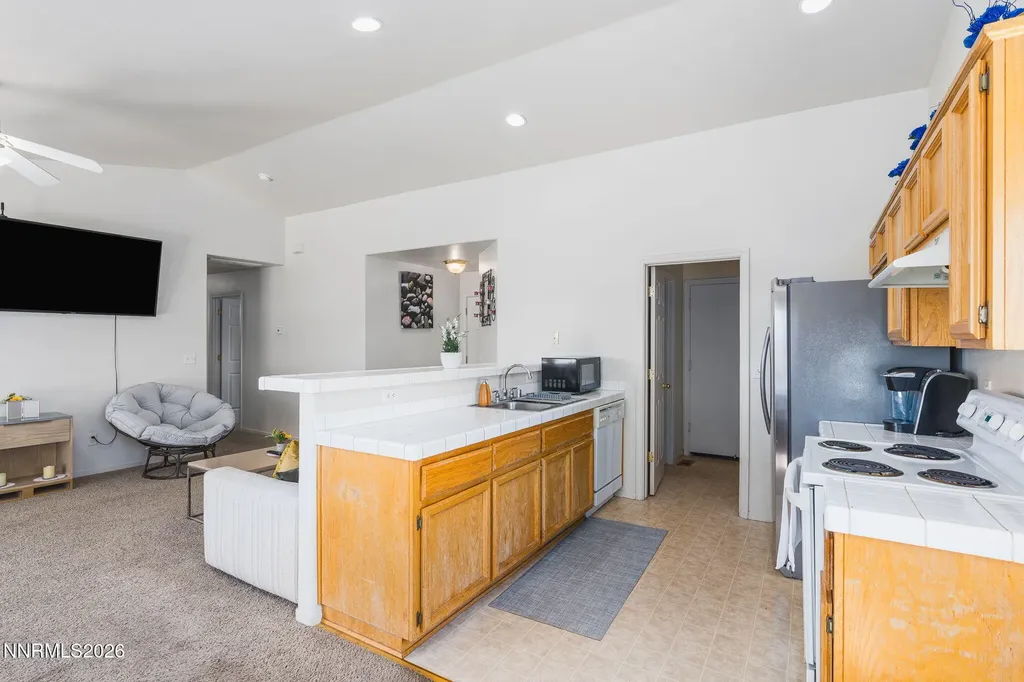 254 Emigrant Fernley NV 89408