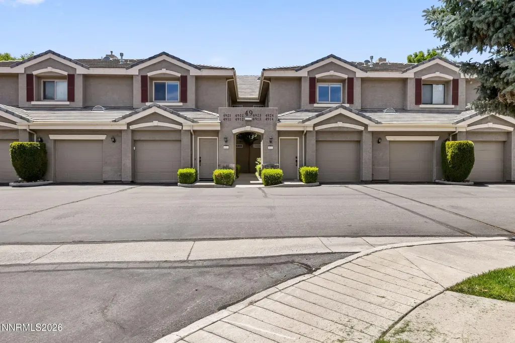900 Meadows Reno NV 89521