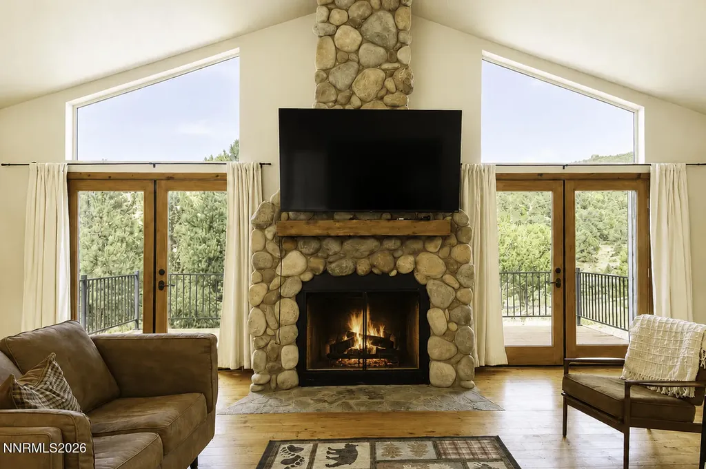 2000 Lousetown Reno NV 89521