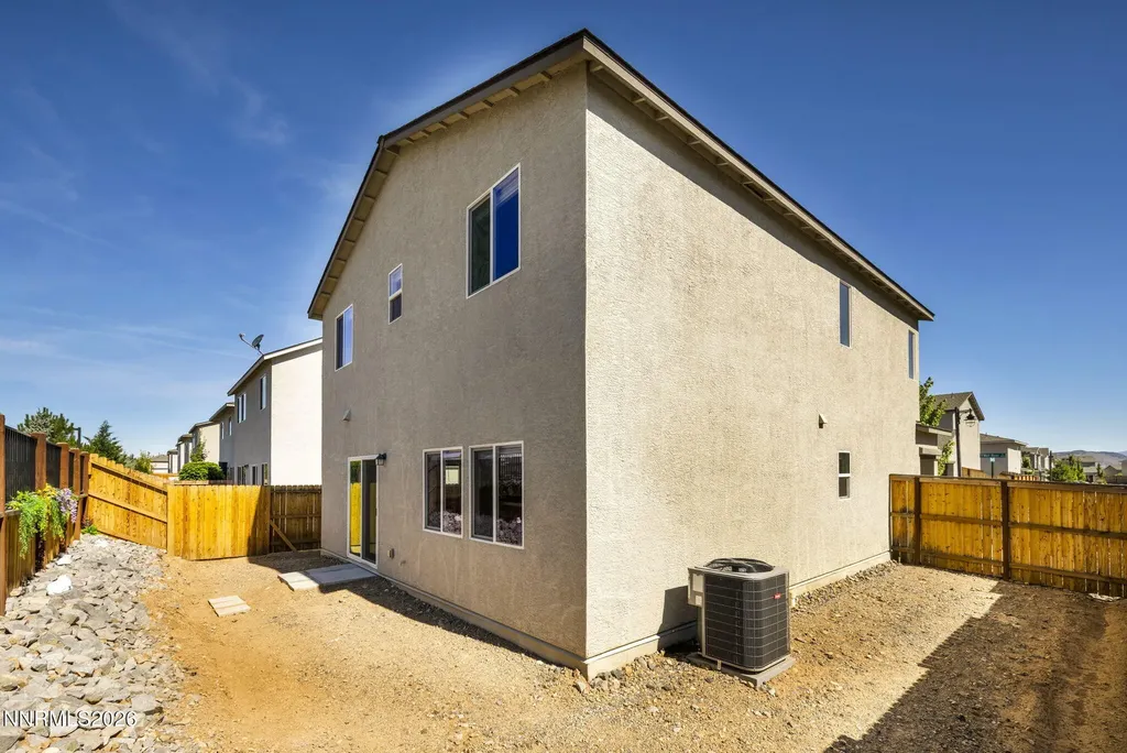 8918 Wolf Moon Reno NV 89506