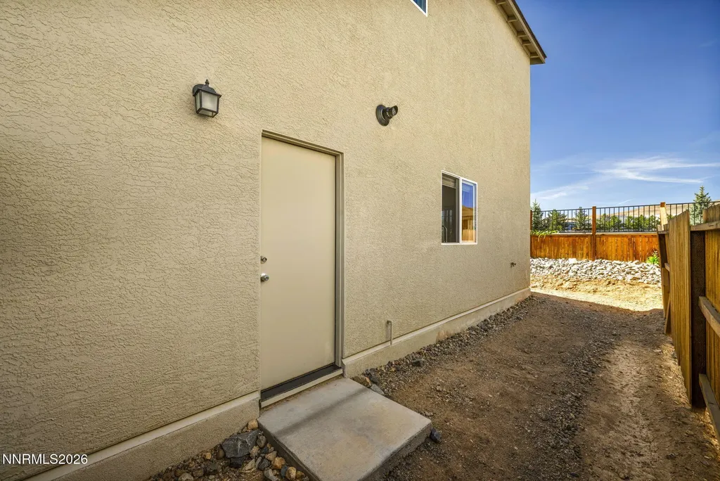 8918 Wolf Moon Reno NV 89506