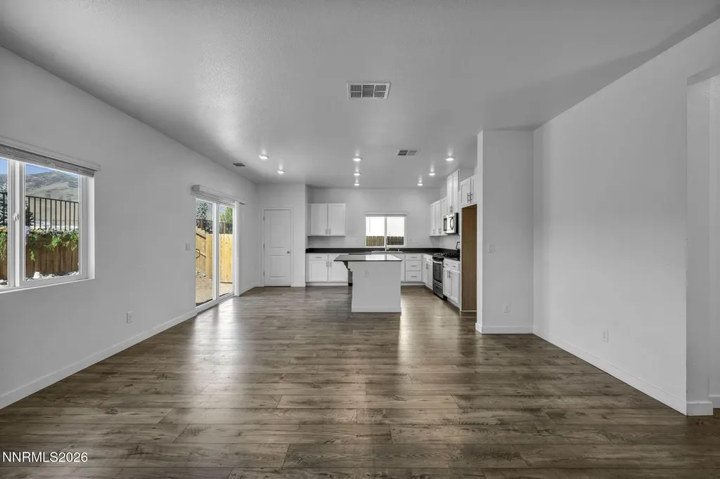 8918 Wolf Moon Reno NV 89506