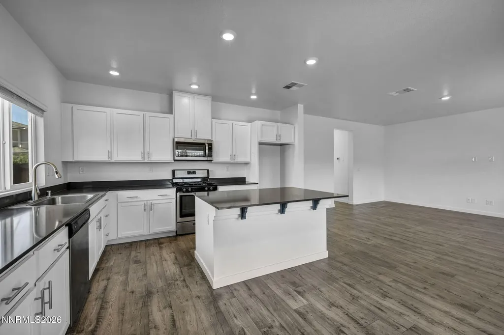 8918 Wolf Moon Reno NV 89506