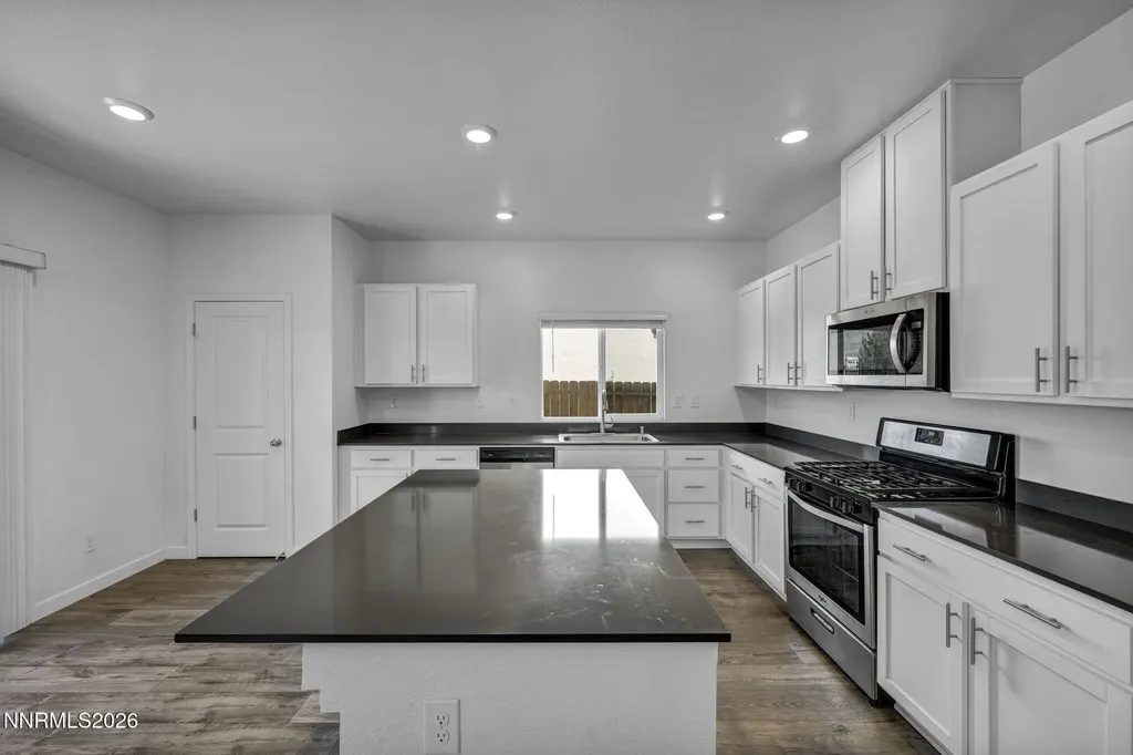 8918 Wolf Moon Reno NV 89506