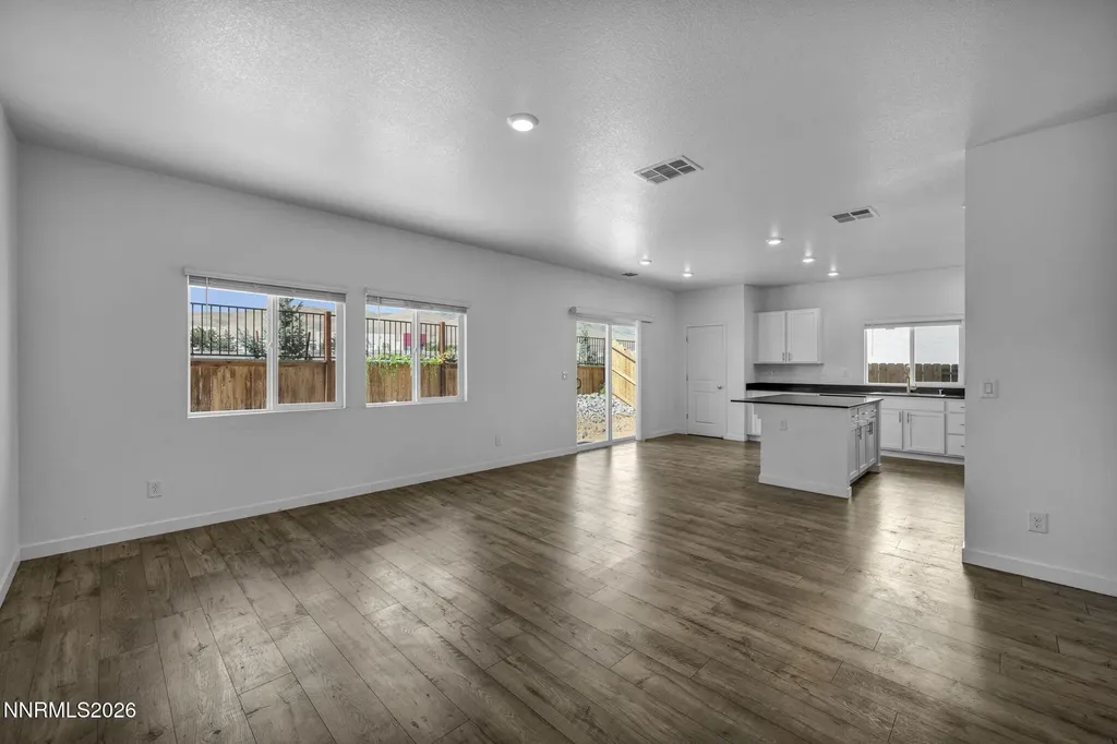 8918 Wolf Moon Reno NV 89506