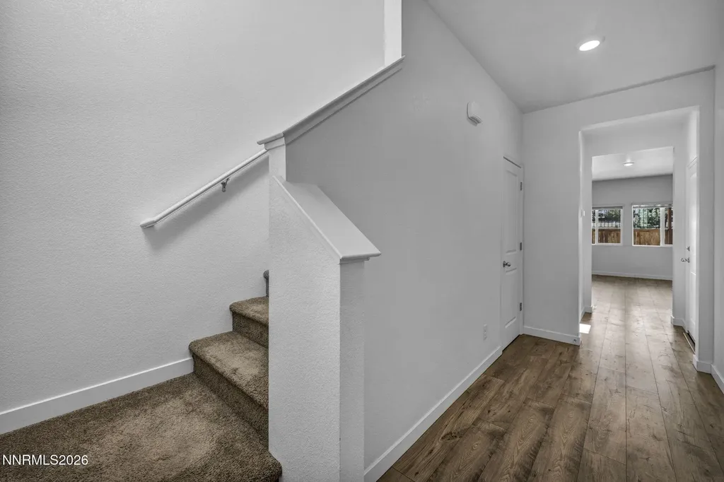 8918 Wolf Moon Reno NV 89506