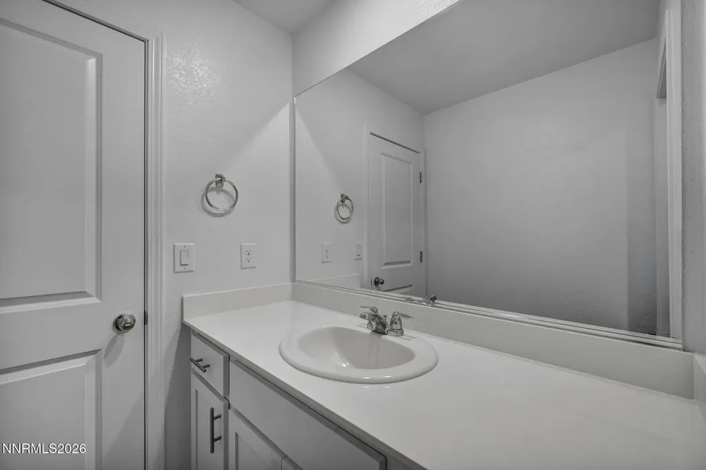 8918 Wolf Moon Reno NV 89506