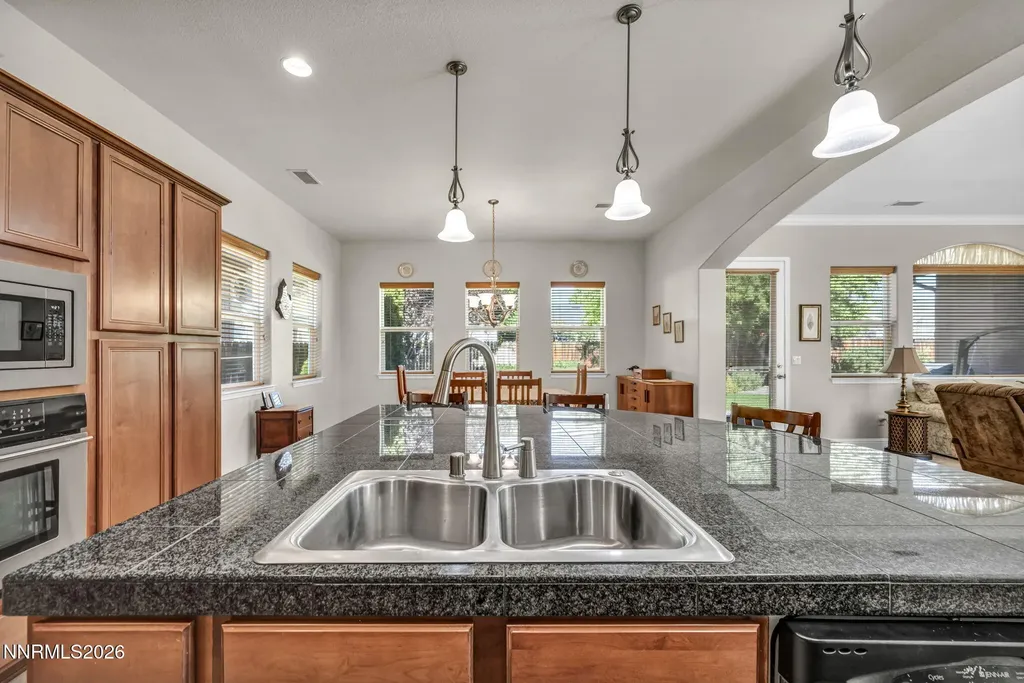 1753 Bella Casa Minden NV 89423
