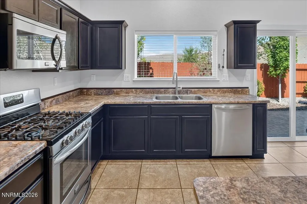 18223 Kodiak Bear Reno NV 89508