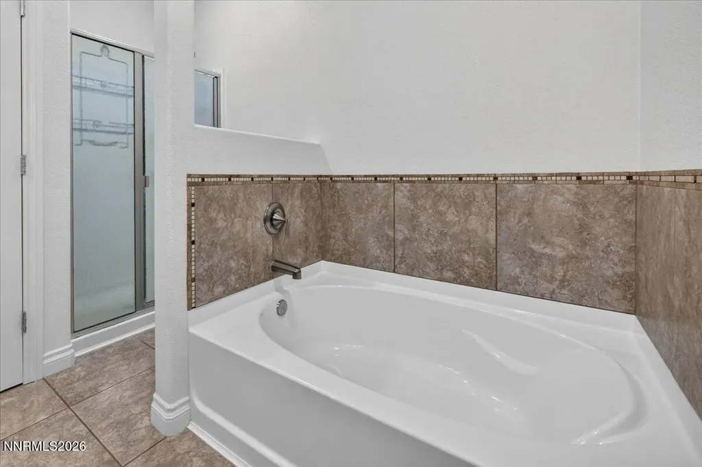 18223 Kodiak Bear Reno NV 89508