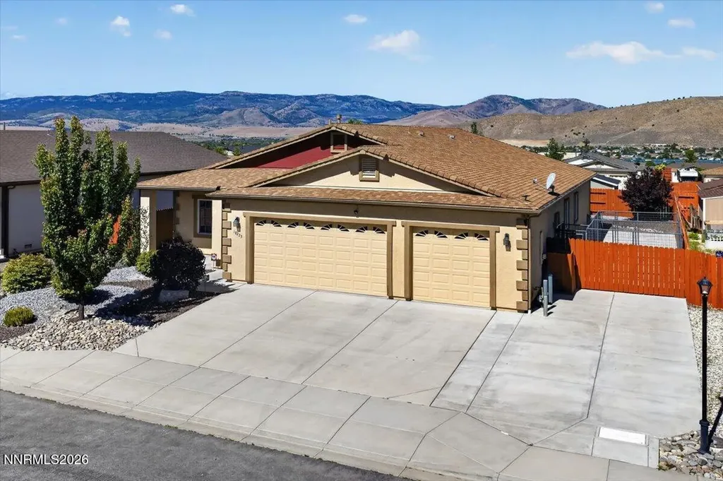 18223 Kodiak Bear Reno NV 89508
