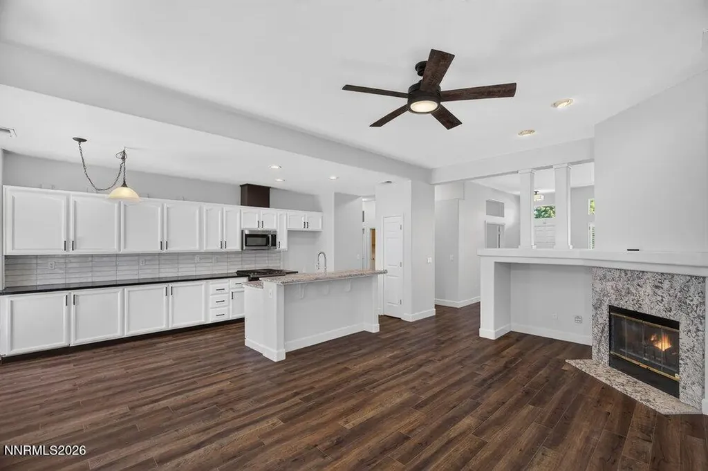 9515 Comanche Moon Reno NV 89521