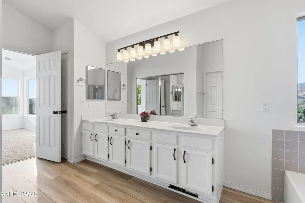 4566 Canyon Ridge Reno NV 89523