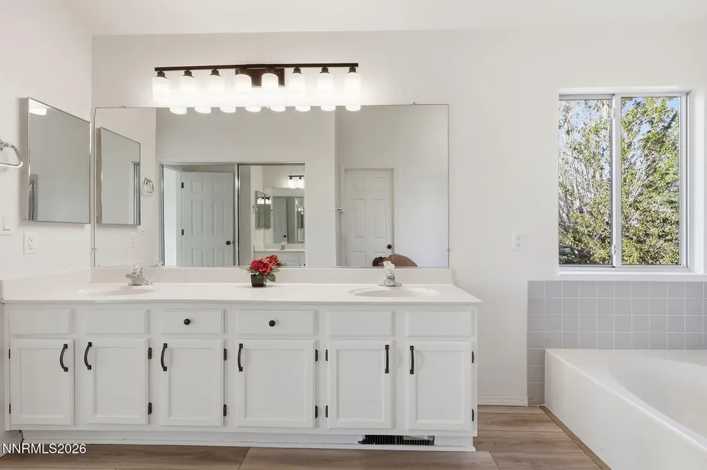 4566 Canyon Ridge Reno NV 89523