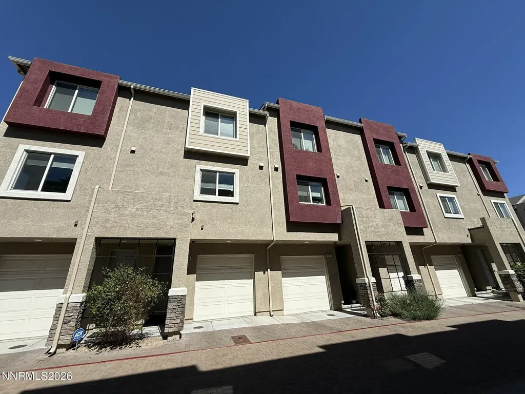2994 Silver River Sparks NV 89431