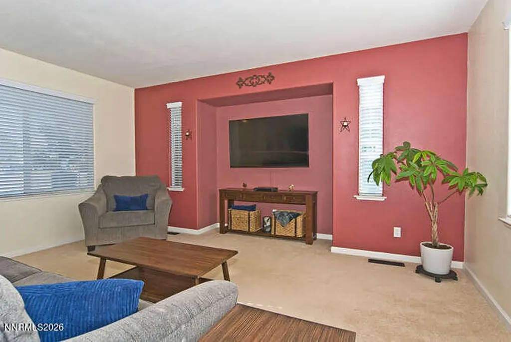 1367 Guiness Gardnerville NV 89410