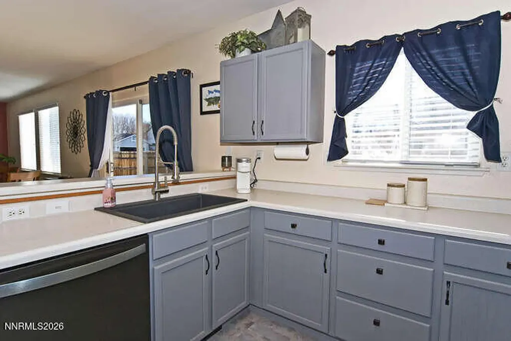 1367 Guiness Gardnerville NV 89410