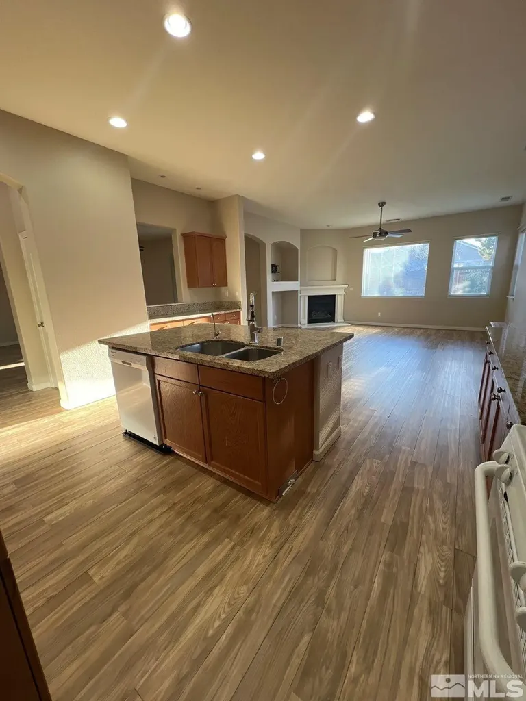 1325 Rouge River Fernley NV 89408