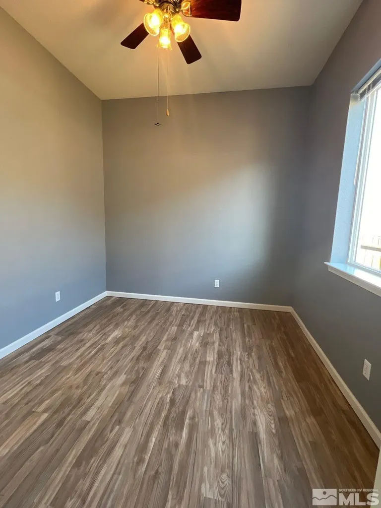 1325 Rouge River Fernley NV 89408