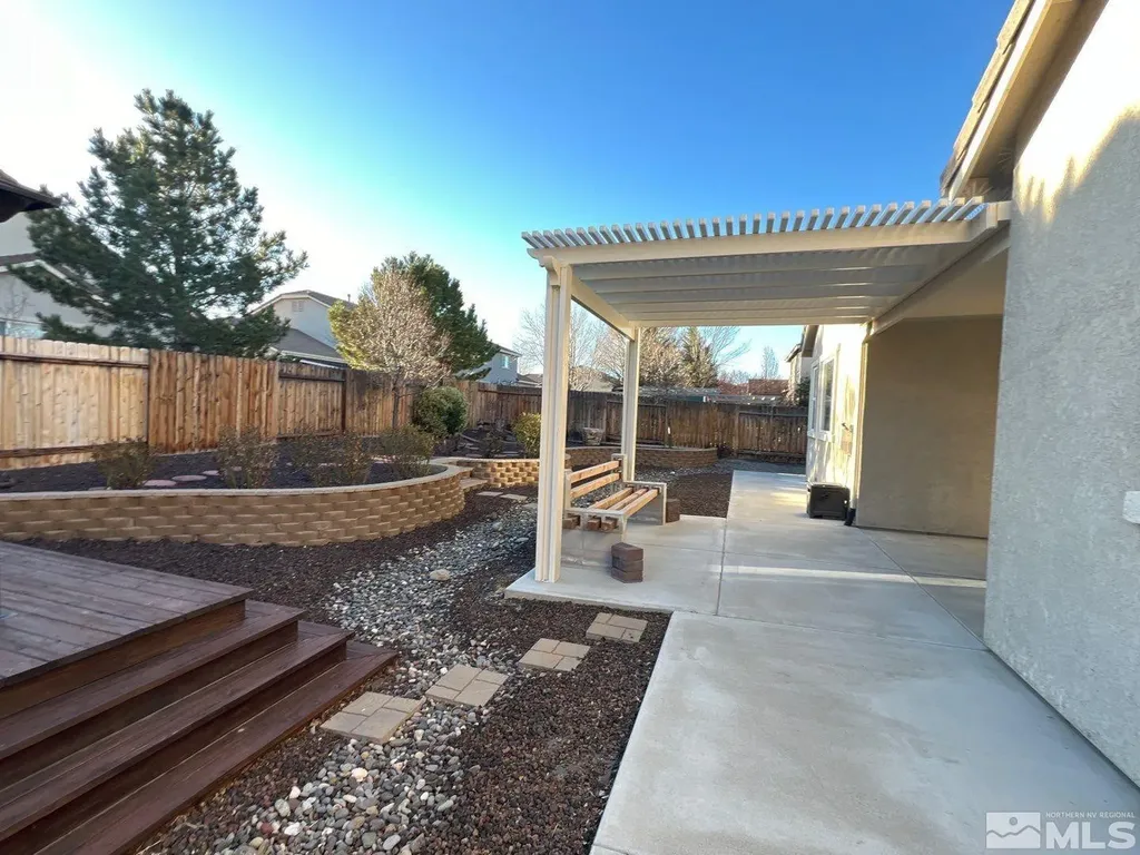 1325 Rouge River Fernley NV 89408