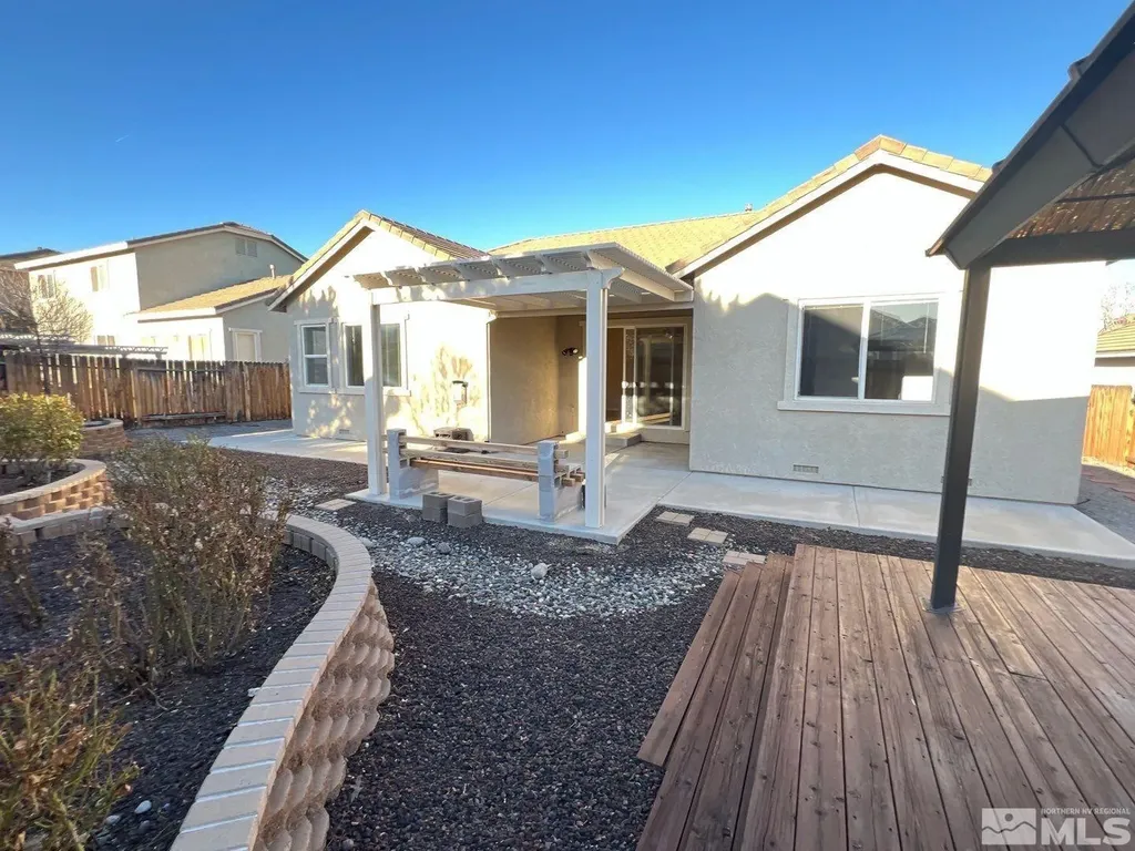 1325 Rouge River Fernley NV 89408