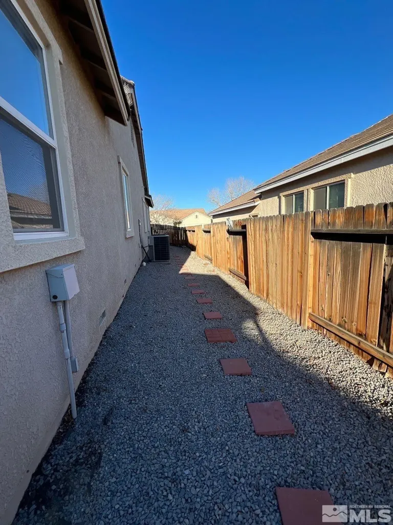 1325 Rouge River Fernley NV 89408