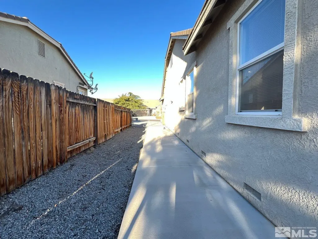 1325 Rouge River Fernley NV 89408