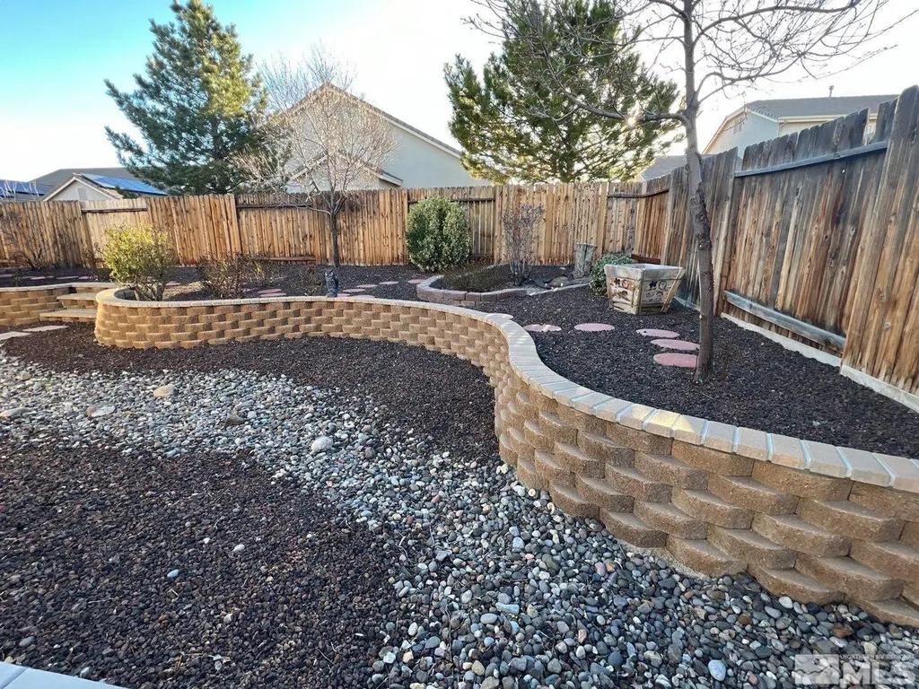 1325 Rouge River Fernley NV 89408