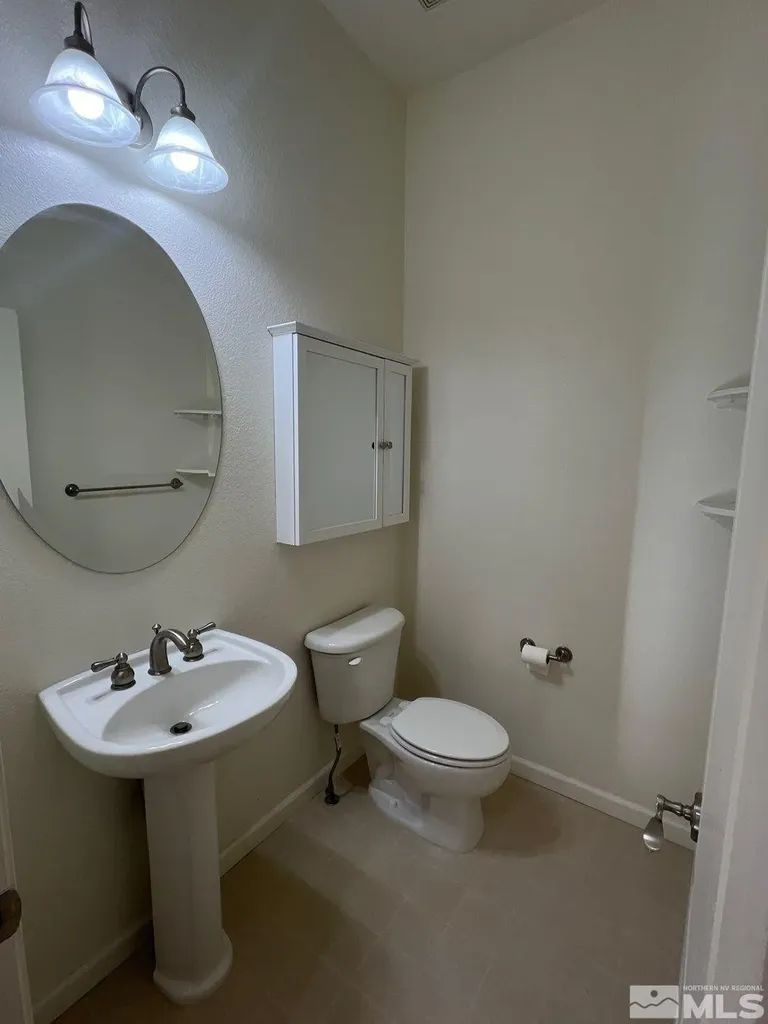 1325 Rouge River Fernley NV 89408