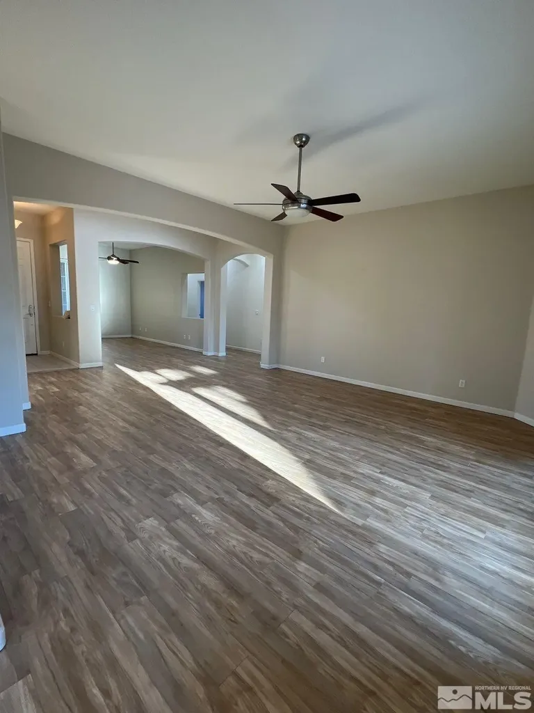 1325 Rouge River Fernley NV 89408