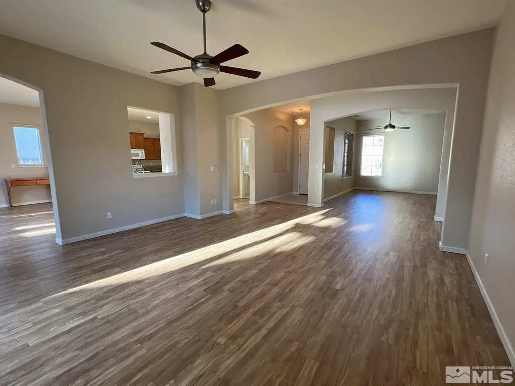 1325 Rouge River Fernley NV 89408