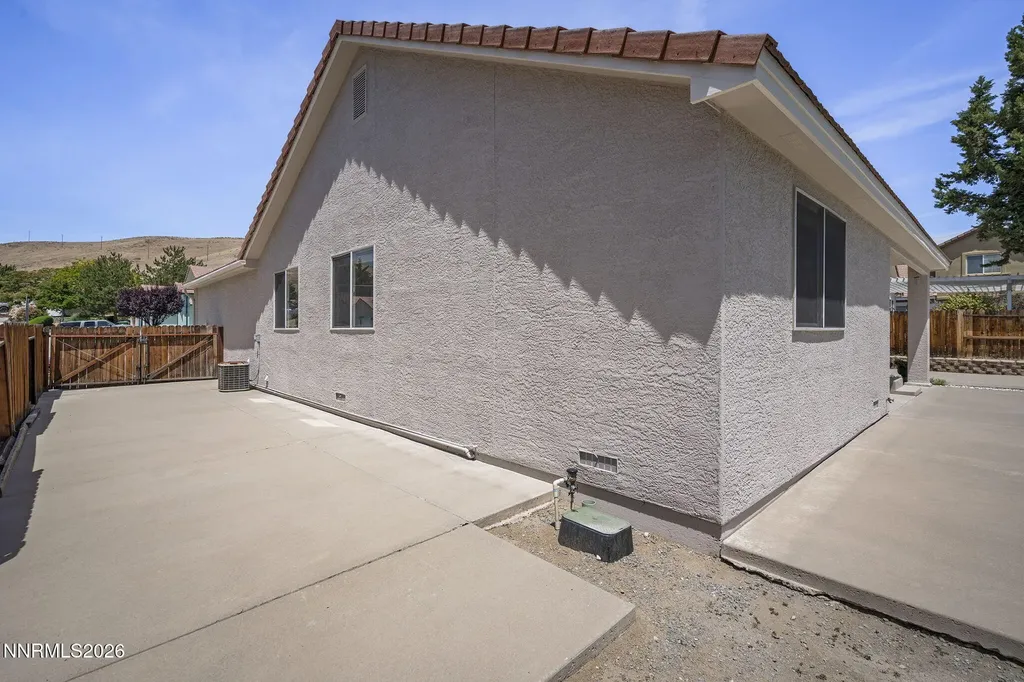 6796 Dorchester Sparks NV 89436