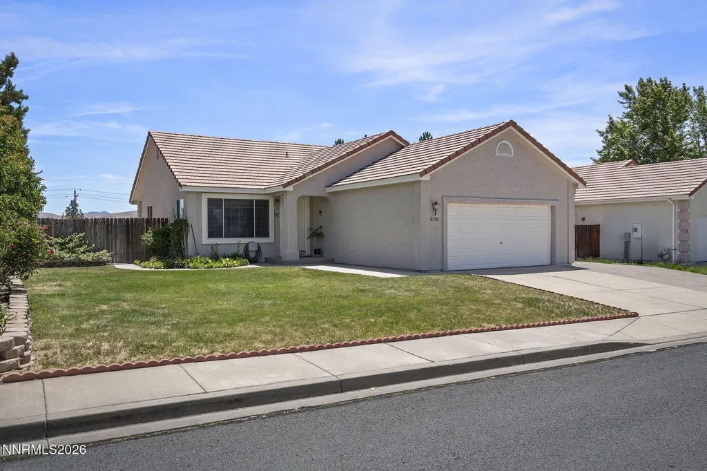 6796 Dorchester Sparks NV 89436