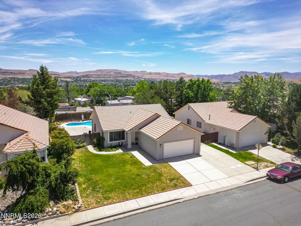 6796 Dorchester Sparks NV 89436