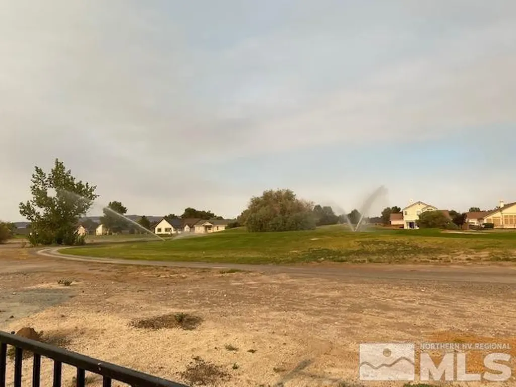 752 Divot Fernley NV 89408