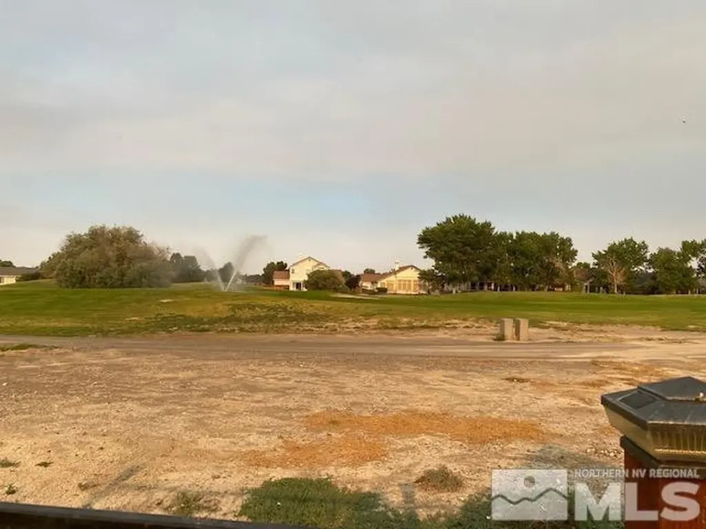 752 Divot Fernley NV 89408