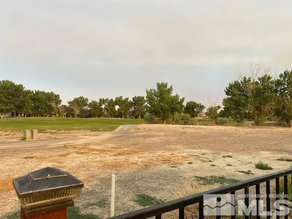 752 Divot Fernley NV 89408