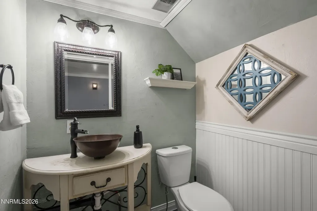 810 Alder Incline Village NV 89451