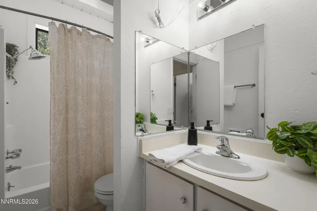 810 Alder Incline Village NV 89451