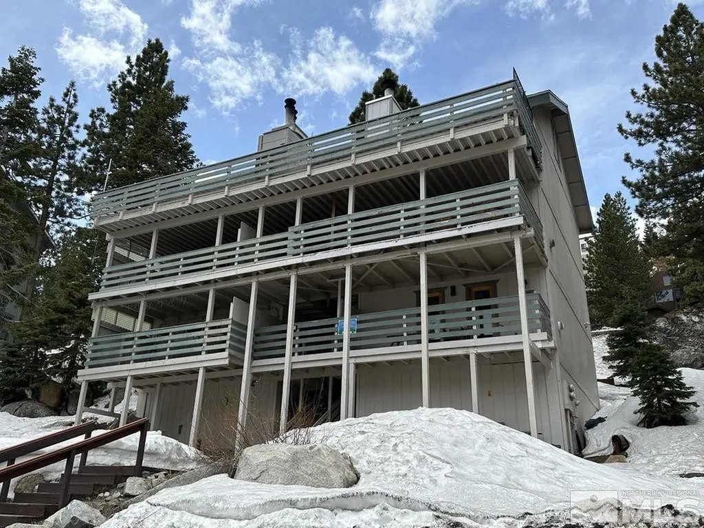 356 Galaxy Stateline NV 89449