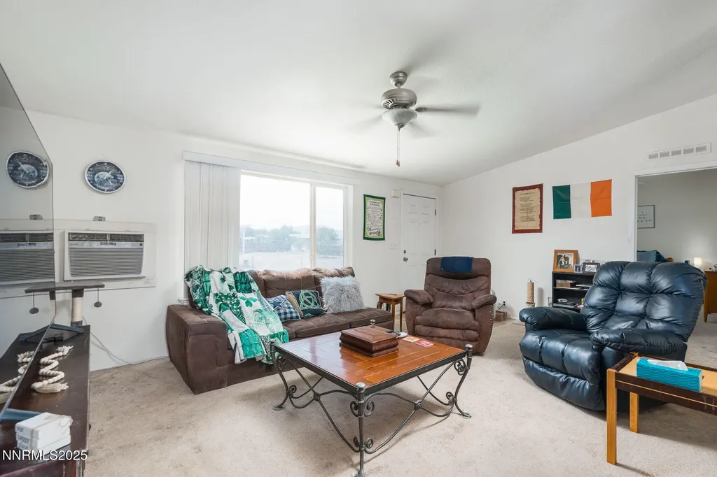 2820 Truckee Silver Springs NV 89429