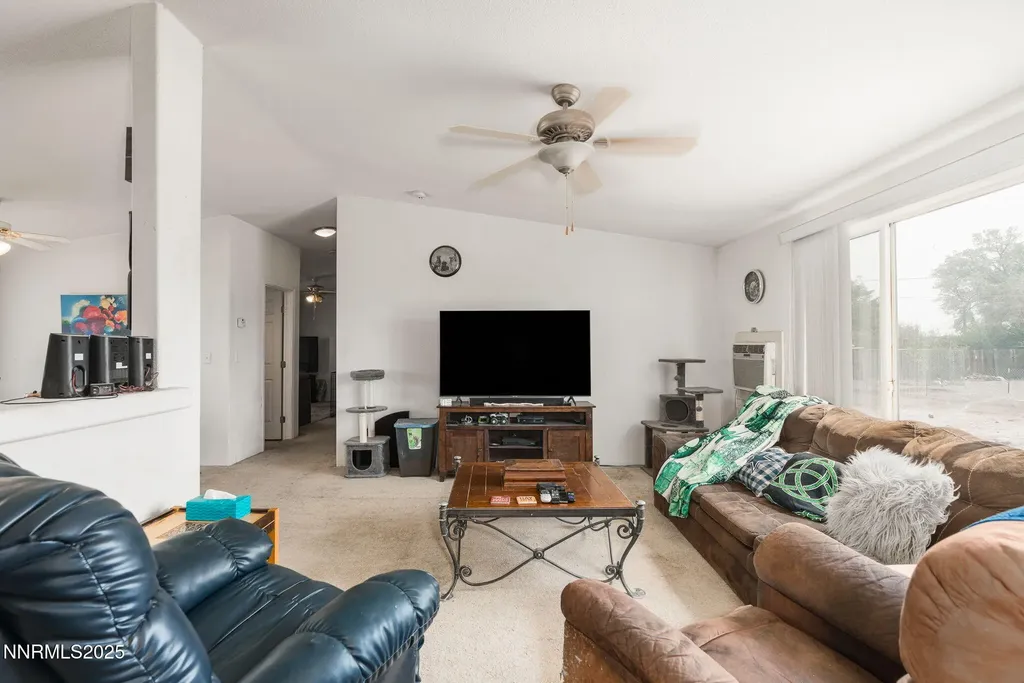 2820 Truckee Silver Springs NV 89429