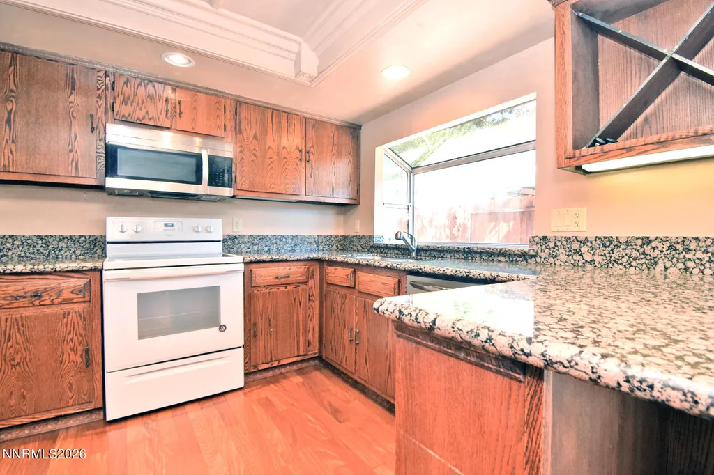 1496 Heather Sparks NV 89434
