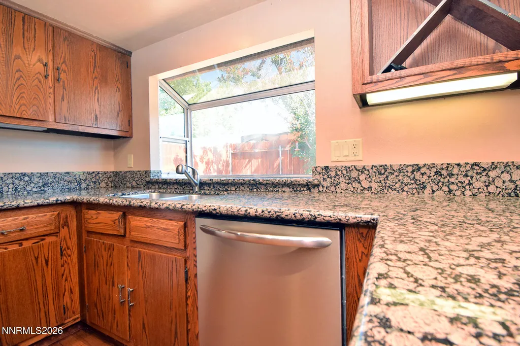 1496 Heather Sparks NV 89434