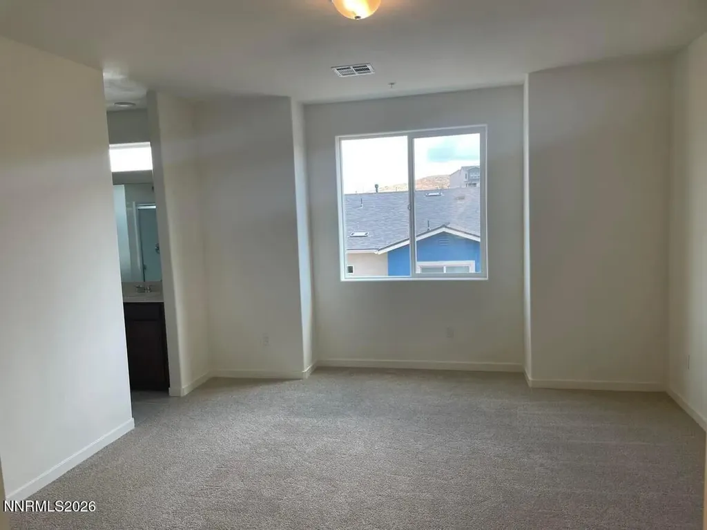 4940 Cavestone Sun Valley NV 89433