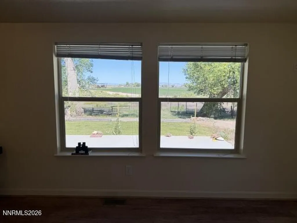 2195 Old River Fallon NV 89406